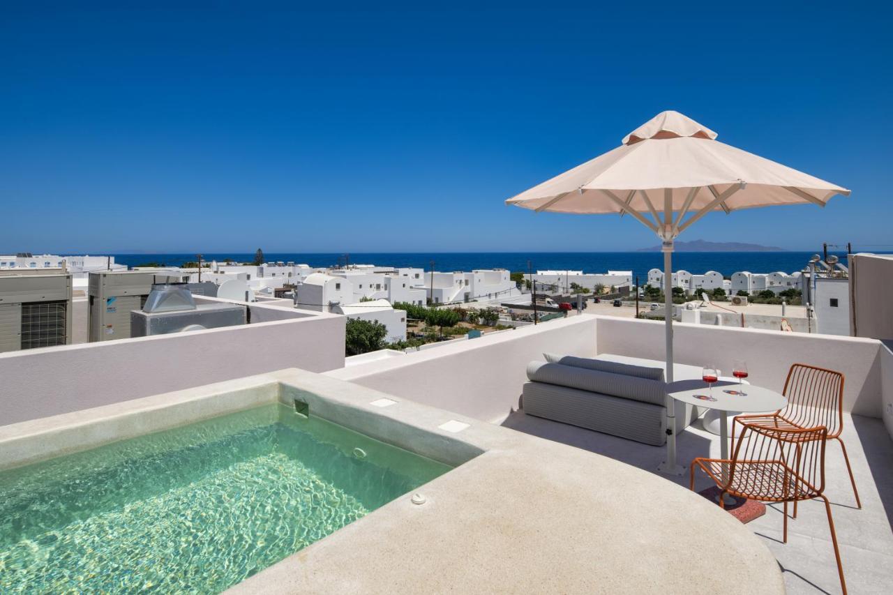 Viva Nove Suites Kamari  Ngoại thất bức ảnh