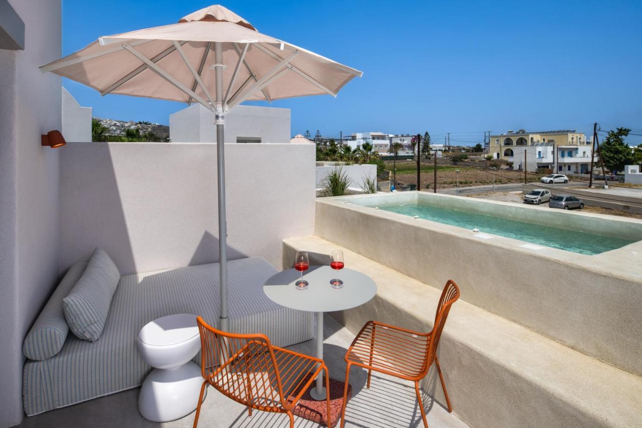 Viva Nove Suites Kamari  Ngoại thất bức ảnh