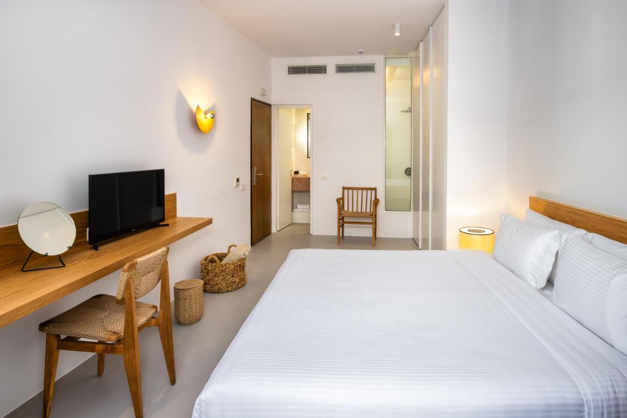 Viva Nove Suites Kamari  Ngoại thất bức ảnh